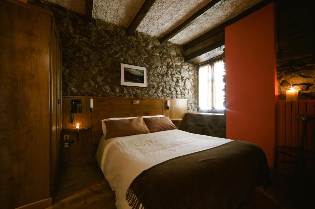 Hostal Cisco De Sans Андорра-ла-Велья Номер фото