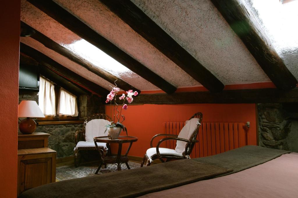 Hostal Cisco De Sans Андорра-ла-Велья Номер фото